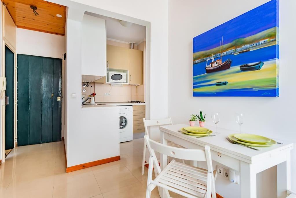1Br @ Downtown Lisbon Chiado Apartment Exterior photo